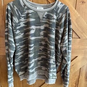 Women’s camo sweatshirt, Lucky brand size extra large